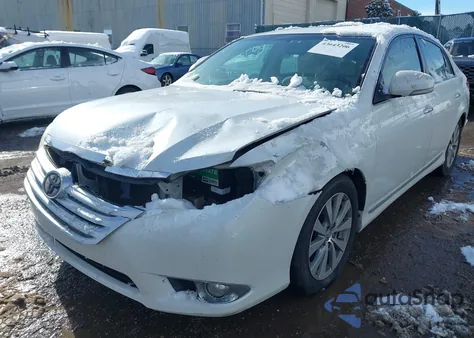 2012 Toyota Avalon Limited из США, поврежденный, VIN 4T1BK3DB4CU463493